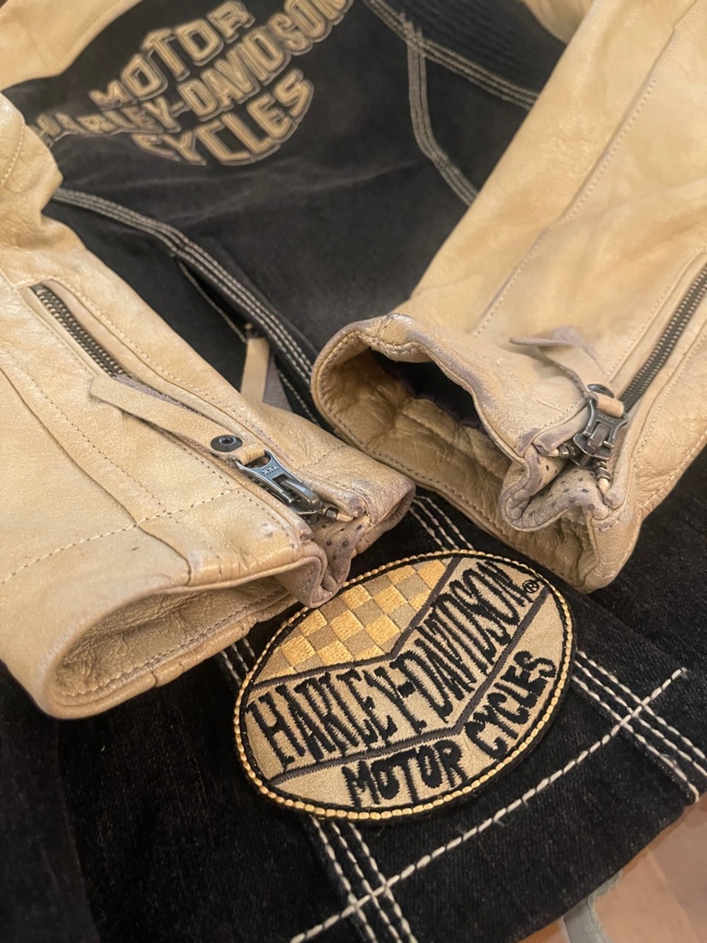 Harley-Davidson Fade out Women’s leather & Denim Jacket. - Picture 4 of 6